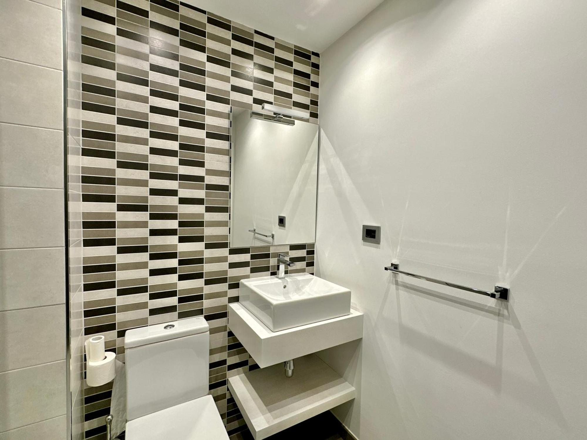 Hostiguest Coliving Leon Y Castillo ลาสปัลมาส เด กรานคานาเรีย ภายนอก รูปภาพ
